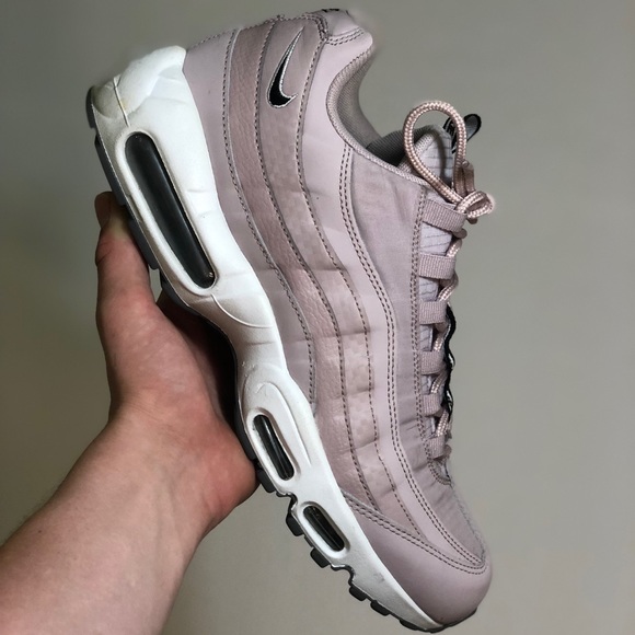 air max 95 rose gold air max 95 rose gold